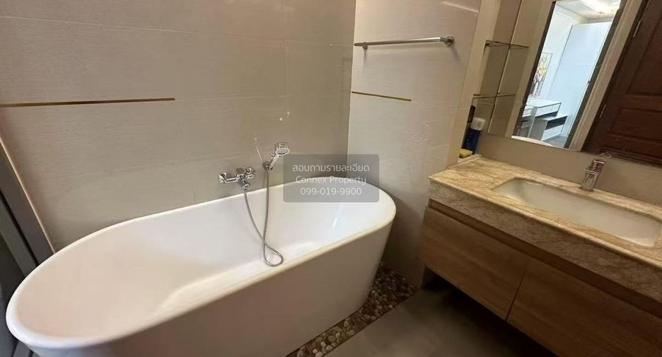 For rent 1 bed condo in Huai Khwang, Bangkok