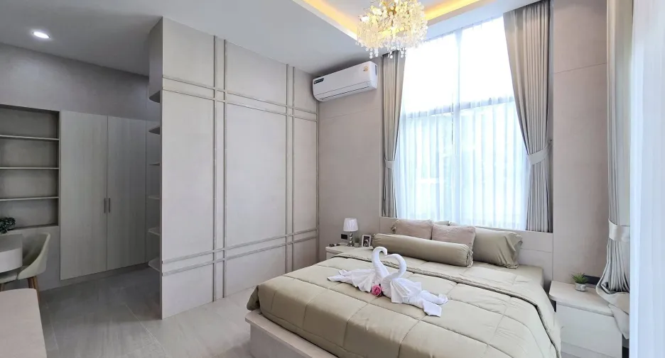 For sale 4 bedrooms villa in Bang Lamung, Chonburi