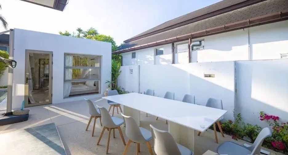 Villa en alquiler de 5 habitaciones en Thalang, Phuket