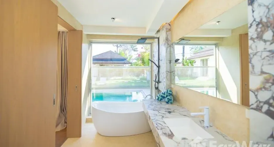 Villa en alquiler de 5 habitaciones en Thalang, Phuket