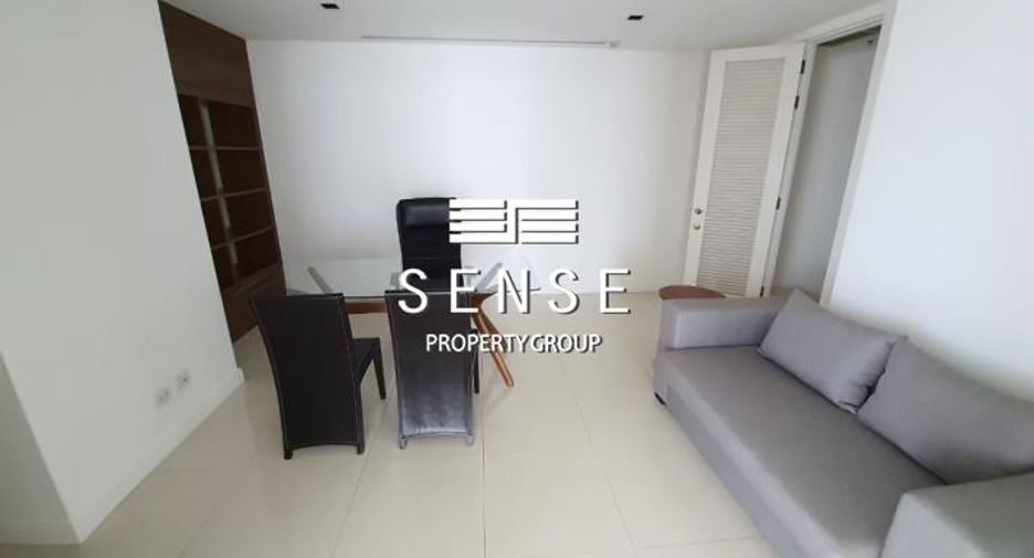 For rent 4 bedrooms condo in Pathum Wan, Bangkok