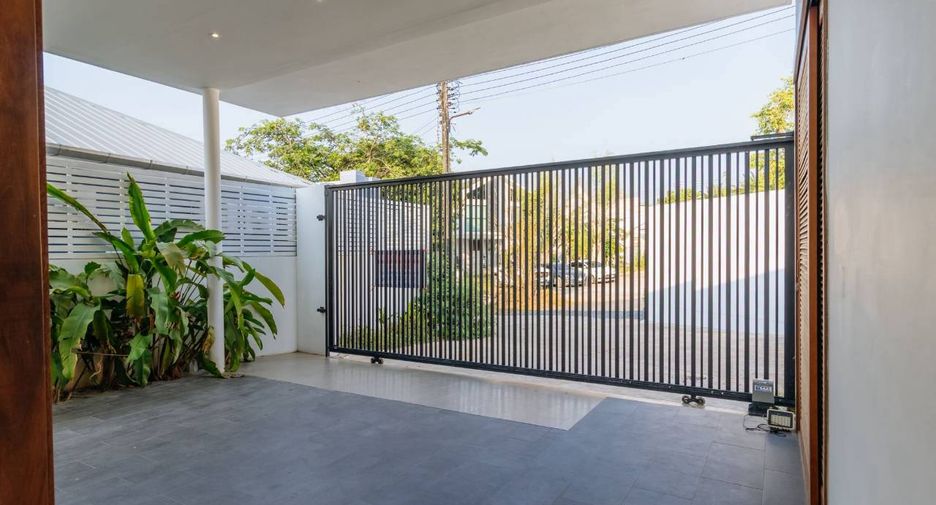 For rent 3 bedrooms house in Thalang, Phuket