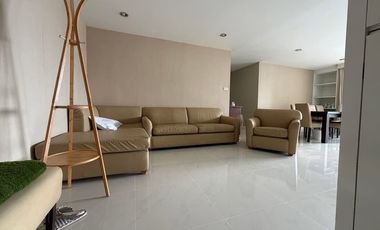 For rent and for sale 2 bedrooms condo in Watthana, Bangkok