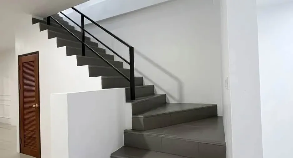 Продажа 2 спальни дом в Банг Ламунг, Чонбури