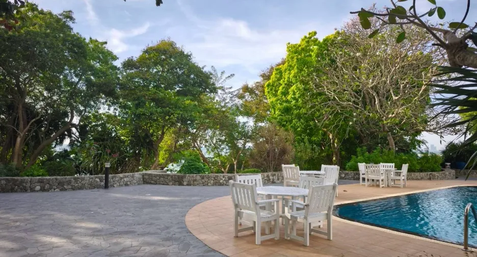 À vendre 2 chambres condo à Na Jomtien, Pattaya