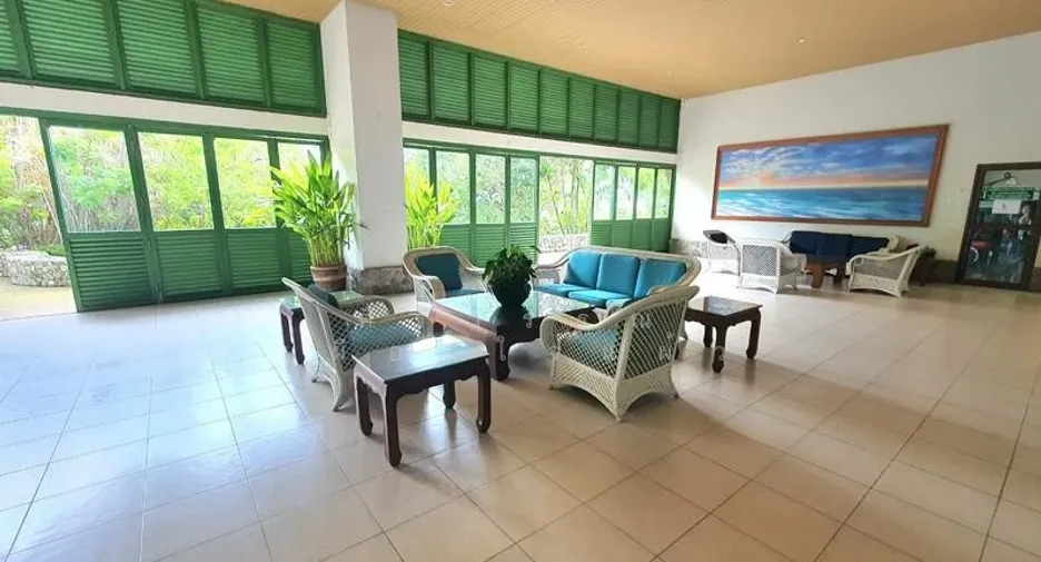 À vendre 2 chambres condo à Na Jomtien, Pattaya