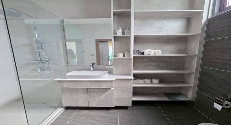 Villa zum Kauf mit 4 Zimmer in Huay Yai, Pattaya