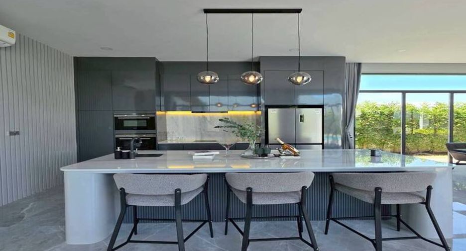 Villa zum Kauf mit 4 Zimmer in Huay Yai, Pattaya