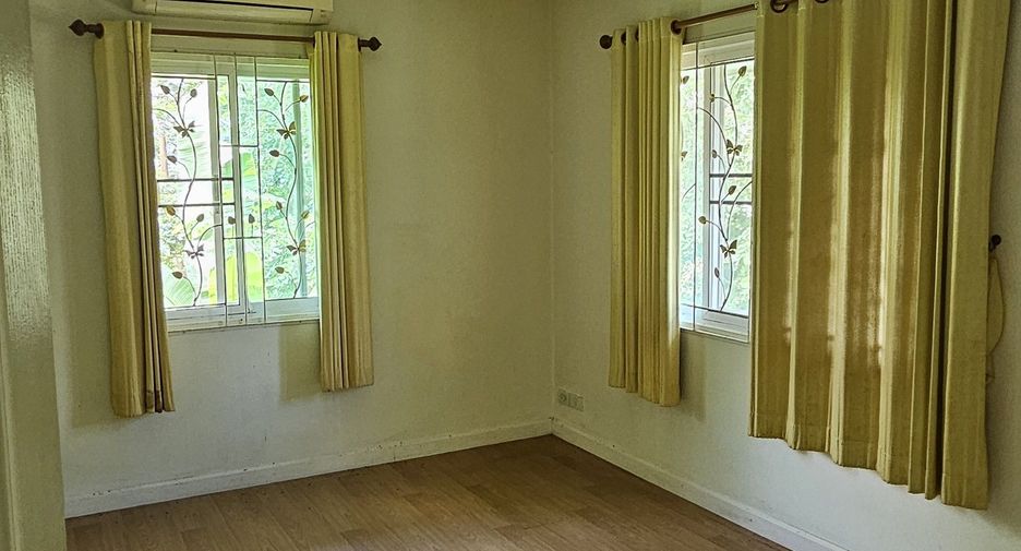 À vendre 4 chambres maison à Doi Saket, Chiang Mai