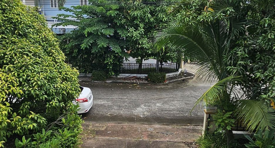 À vendre 4 chambres maison à Doi Saket, Chiang Mai