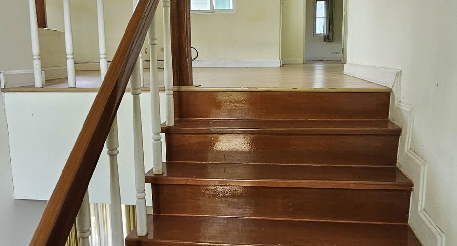 À vendre 4 chambres maison à Doi Saket, Chiang Mai
