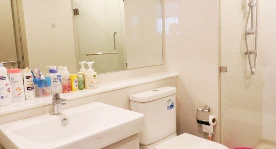 For sale 2 bedrooms condo in Chatuchak, Bangkok