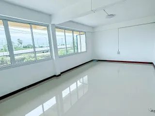 Продажа 7 спальни торговое помещение в Mueang Nakhon Pathom, Накхонпатхом