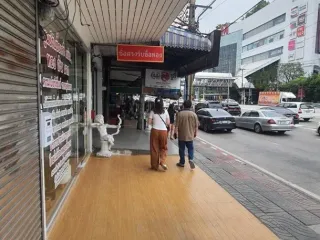 Аренда 3 спальни торговое помещение в Mueang Nonthaburi, Нонтабури