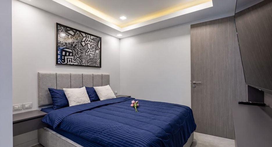 For rent 3 bedrooms condo in Jomtien, Pattaya