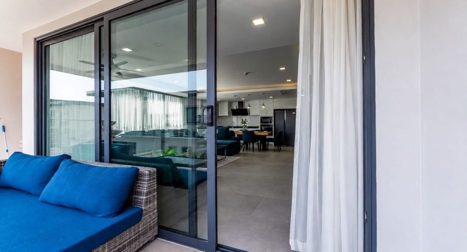 For rent 3 bedrooms condo in Jomtien, Pattaya