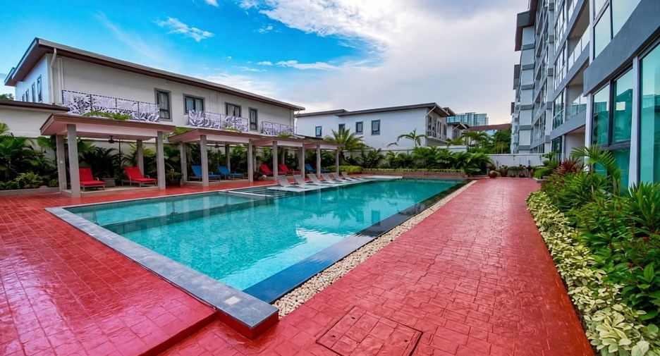 For rent 3 bedrooms condo in Jomtien, Pattaya