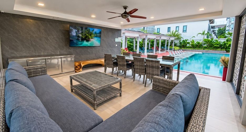 For rent 3 bedrooms condo in Jomtien, Pattaya