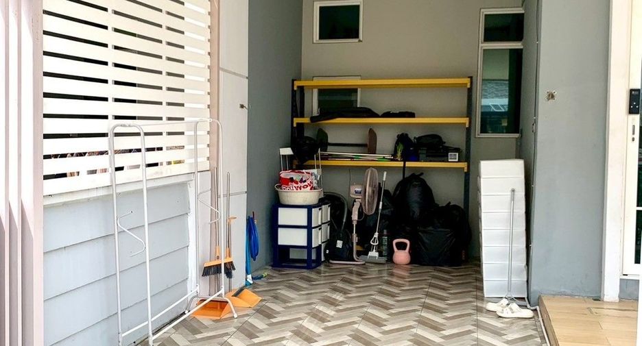 ขาย และ ให้เช่า 3 ห้องนอน บ้านเดี่ยว ใน ประเวศ, กรุงเทพฯ