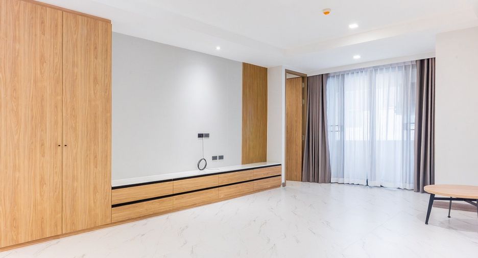 Wohnung zur Miete mit 3 Zimmer in Watthana, Bangkok