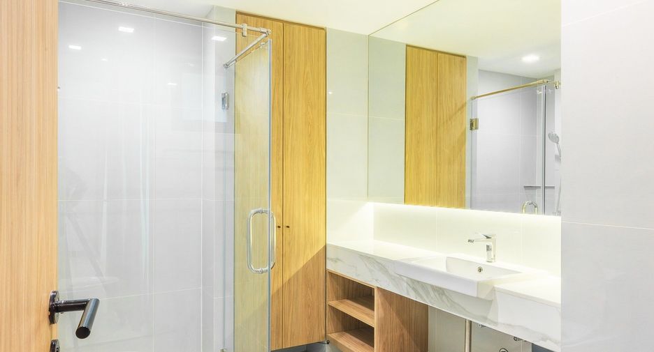 Wohnung zur Miete mit 3 Zimmer in Watthana, Bangkok