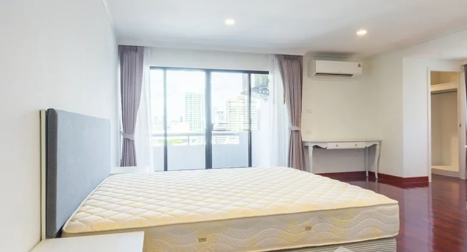 Wohnung zur Miete mit 4 Zimmer in Watthana, Bangkok