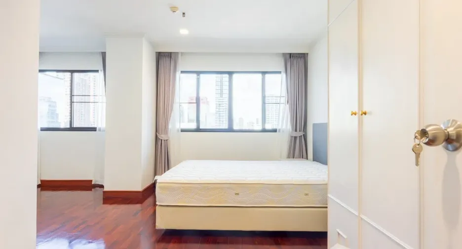 Wohnung zur Miete mit 4 Zimmer in Watthana, Bangkok