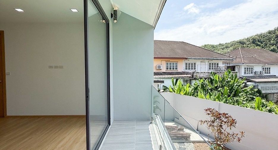 Villa zum Kauf und zur Miete mit 5 Zimmer in Mueang Phuket, Phuket