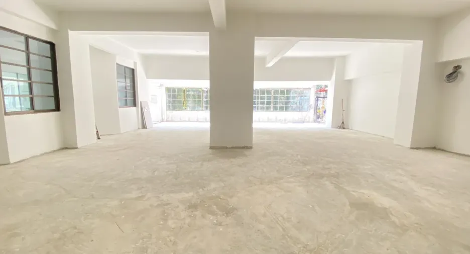 出租 商业空间 在 Watthana, 曼谷