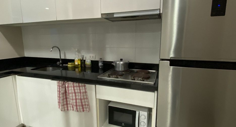 Wohnung zur Miete mit 2 Zimmer in Khlong Toei, Bangkok