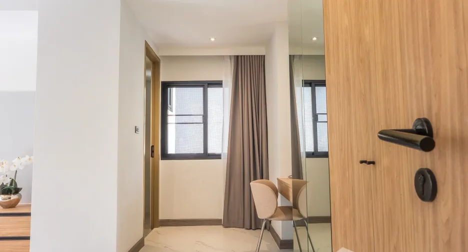 For rent 3 bedrooms condo in Watthana, Bangkok