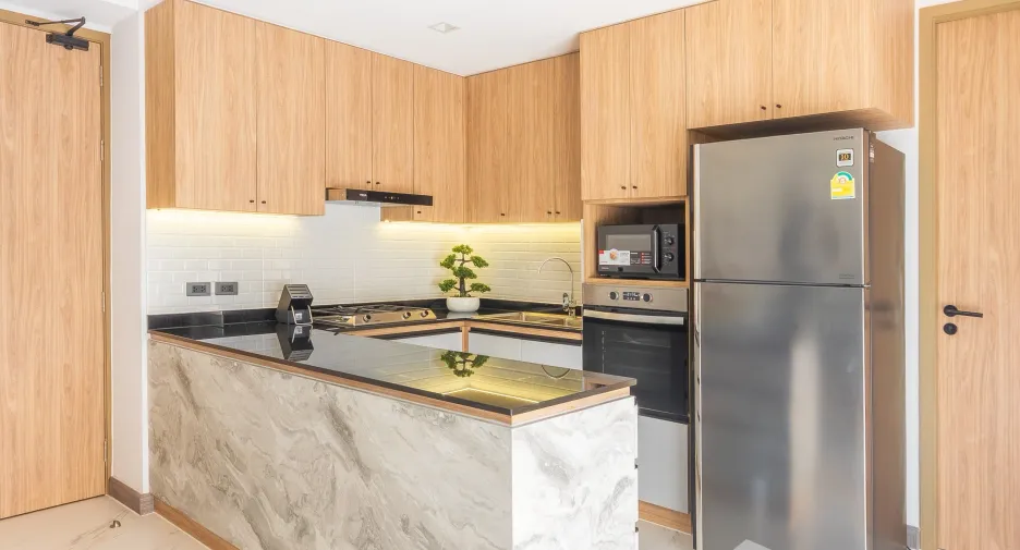 For rent 3 bedrooms condo in Watthana, Bangkok