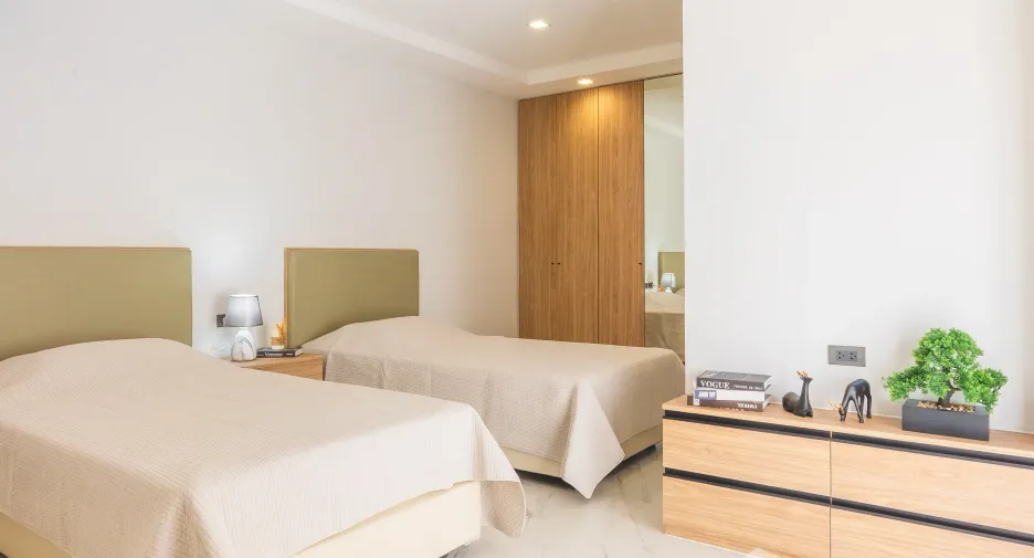 For rent 3 bedrooms condo in Watthana, Bangkok