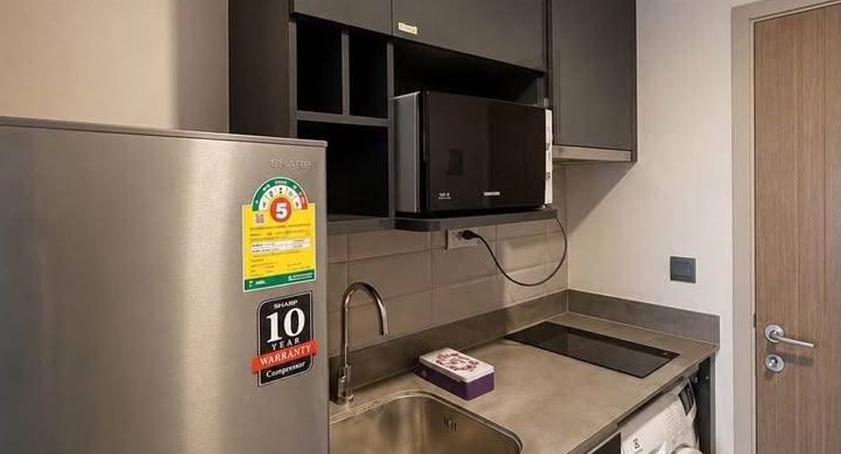 For rent 1 bed condo in Pathum Wan, Bangkok
