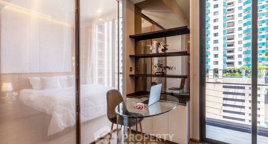 For sale 1 bed condo in Khlong Toei, Bangkok
