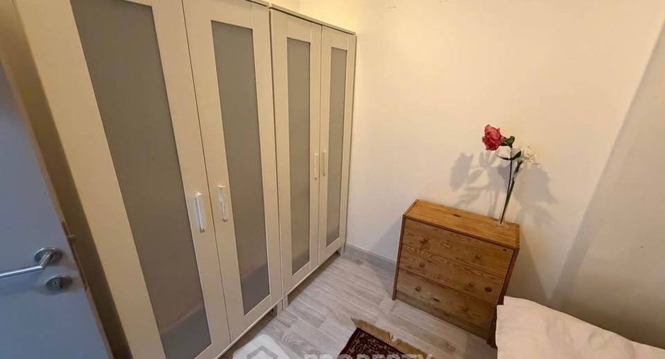 Condo en alquiler de 2 habitaciones en Phra Khanong, Bangkok