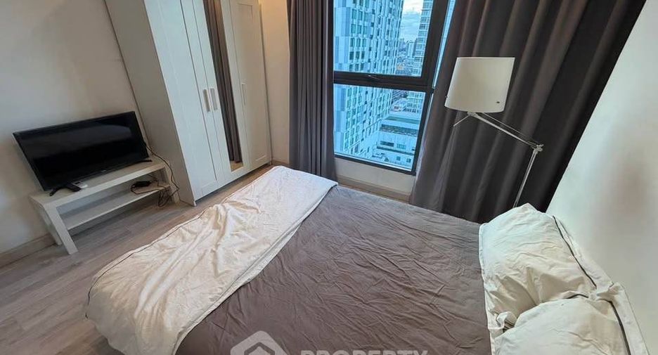 Condo en alquiler de 2 habitaciones en Phra Khanong, Bangkok