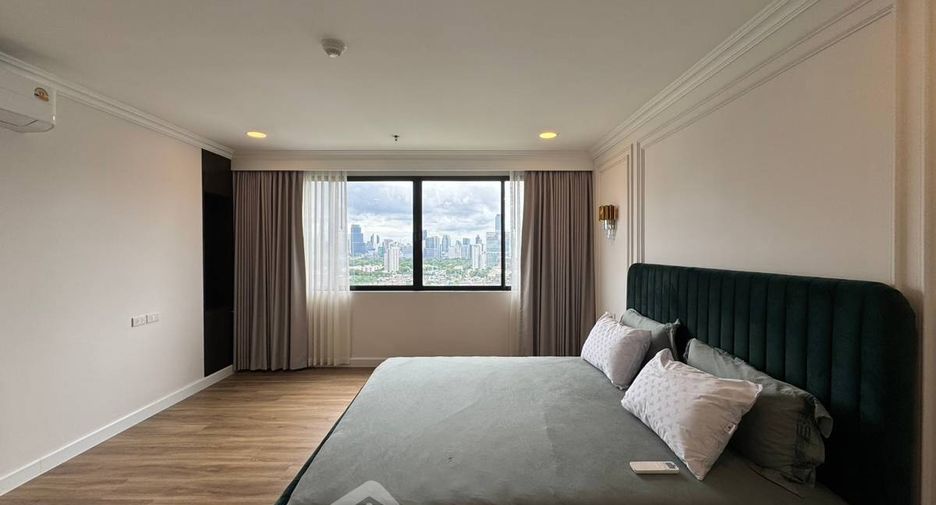 For rent and for sale 2 bedrooms condo in Khlong Toei, Bangkok