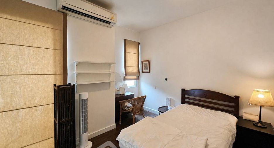 Casa adosada en venta de 3 habitaciones en Prawet, Bangkok