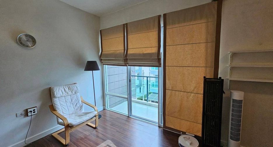 Casa adosada en venta de 3 habitaciones en Prawet, Bangkok