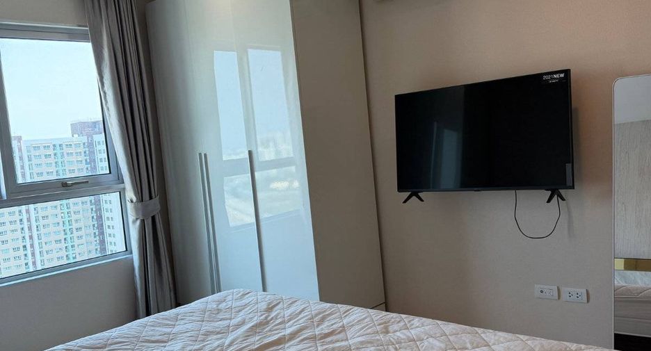 For sale 2 bedrooms condo in Huai Khwang, Bangkok