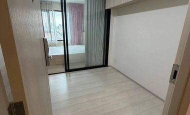 For sale 1 bed condo in Watthana, Bangkok