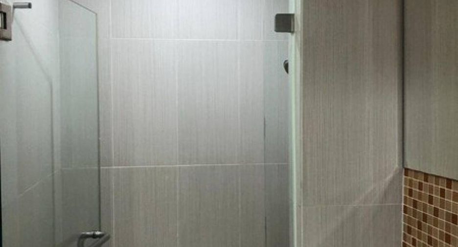 Condo en venta de 2 habitaciones en Khlong Toei, Bangkok