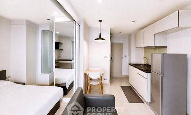 For sale 1 bed condo in Khlong Toei, Bangkok