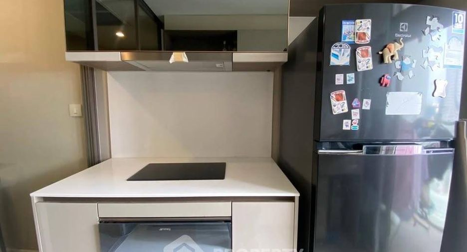 For sale 1 bed condo in Sathon, Bangkok