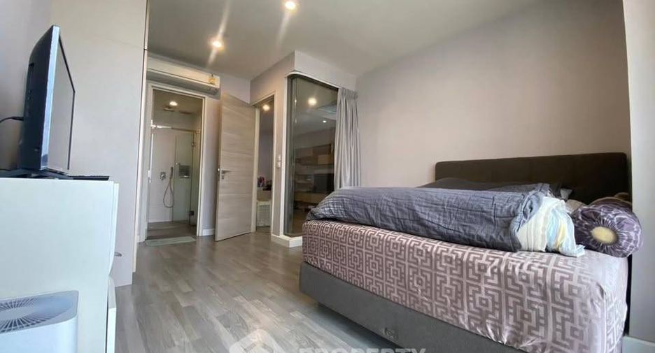 For sale 1 bed condo in Sathon, Bangkok