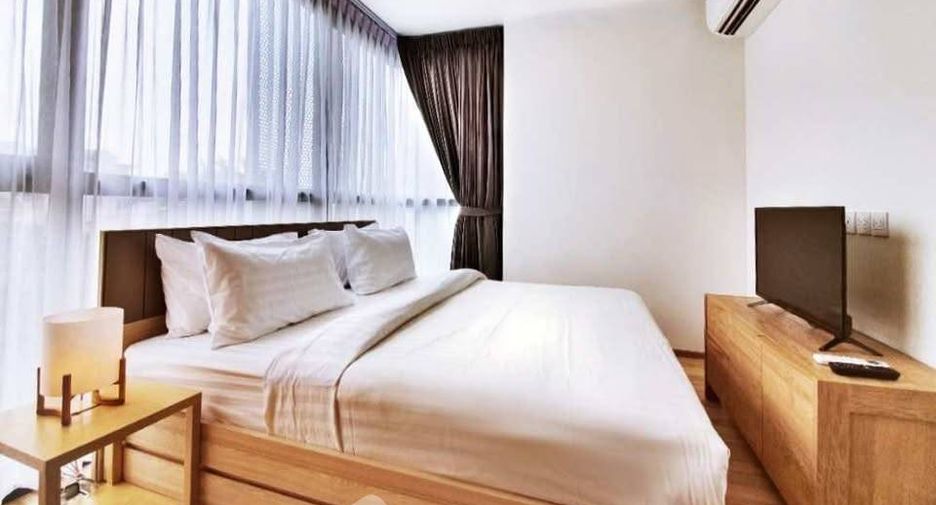 For sale 2 bedrooms condo in Watthana, Bangkok