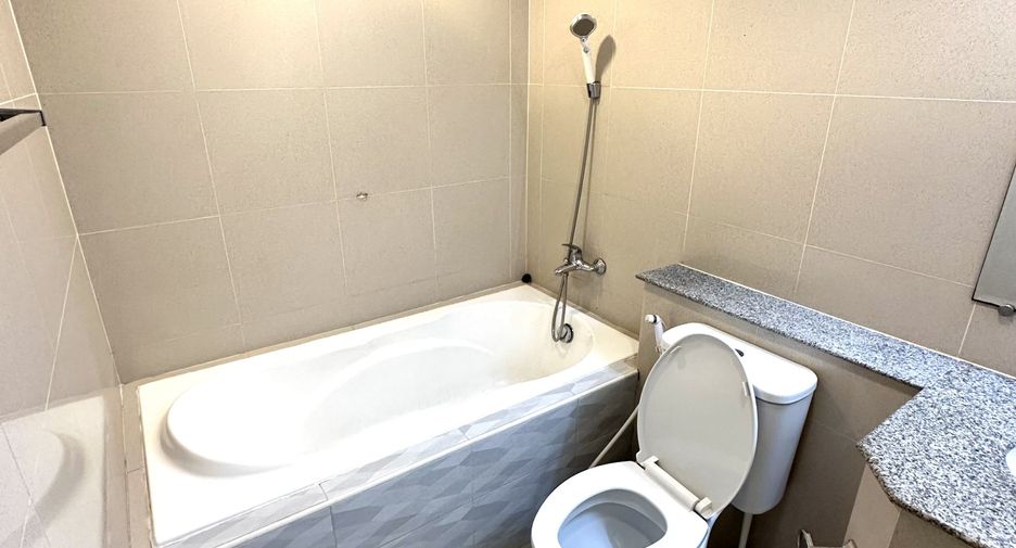 For sale and for rent 2 bedrooms condo in Sathon, Bangkok
