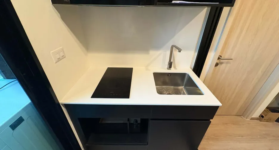 For rent 1 bed condo in Huai Khwang, Bangkok