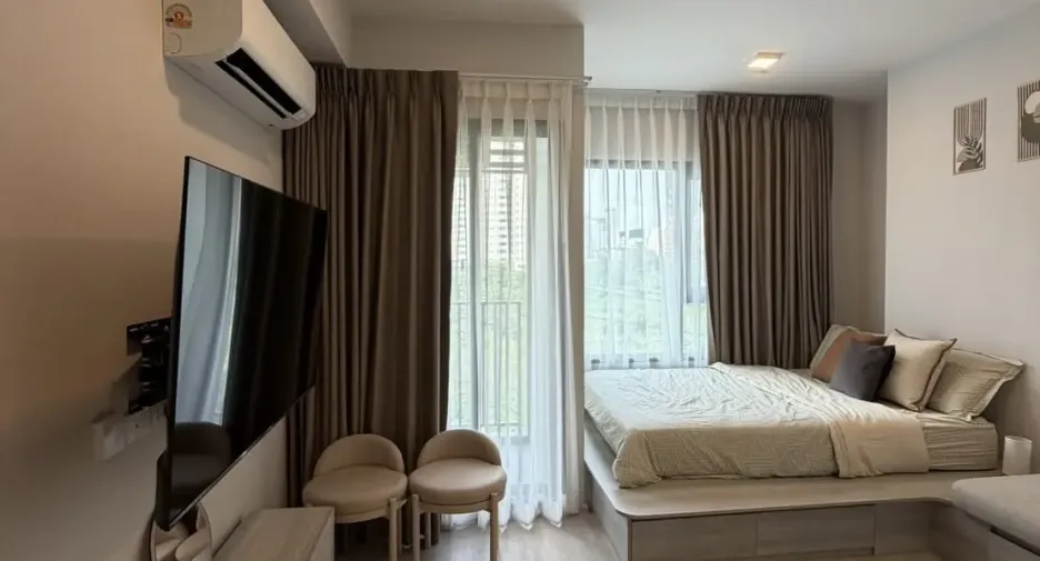 For rent studio condo in Huai Khwang, Bangkok